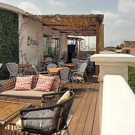Blanq Carmen Hotel Valence