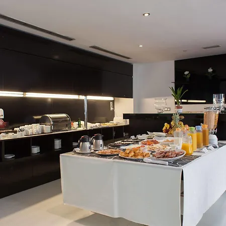 מלון Blanq Carmen