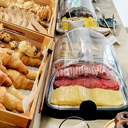 بلانك كارمن فندق فالنسيا