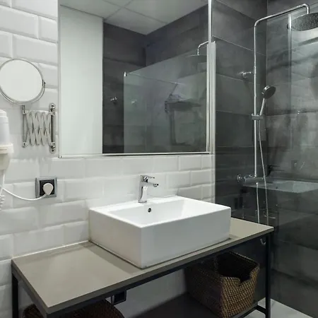 Hotel Blanq Carmen 3*