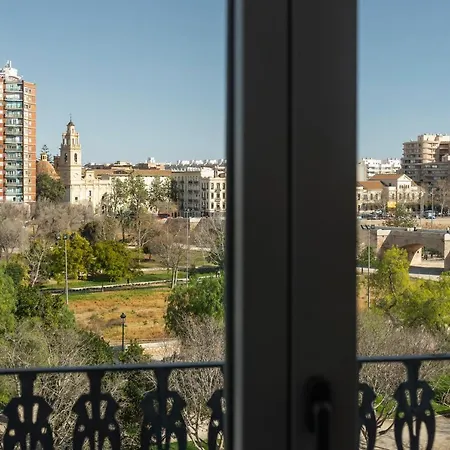 Hotel Blanq Carmen 3*